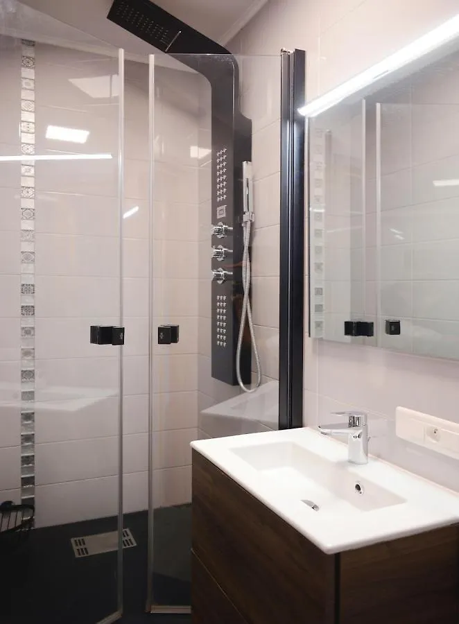 2Bdr Reine Astrid Apartment Cannes France
