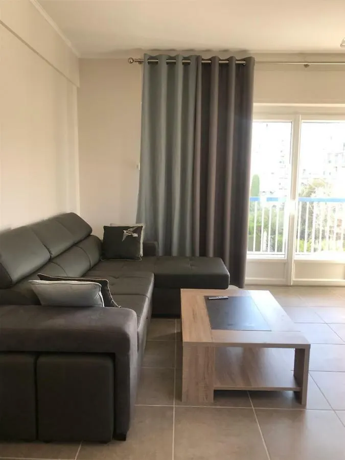 2Bdr Reine Astrid Apartment Cannes 0*,